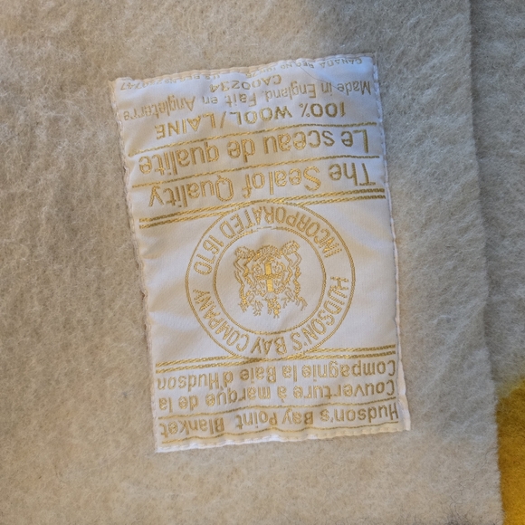 VTG Hudson Bay 8 Point Wool Blanket - Picture 6 of 6